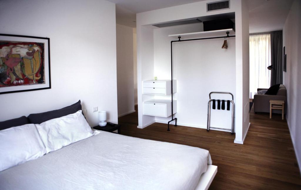 Mxp Rooms Guest House Cardano Al Campo Dış mekan fotoğraf