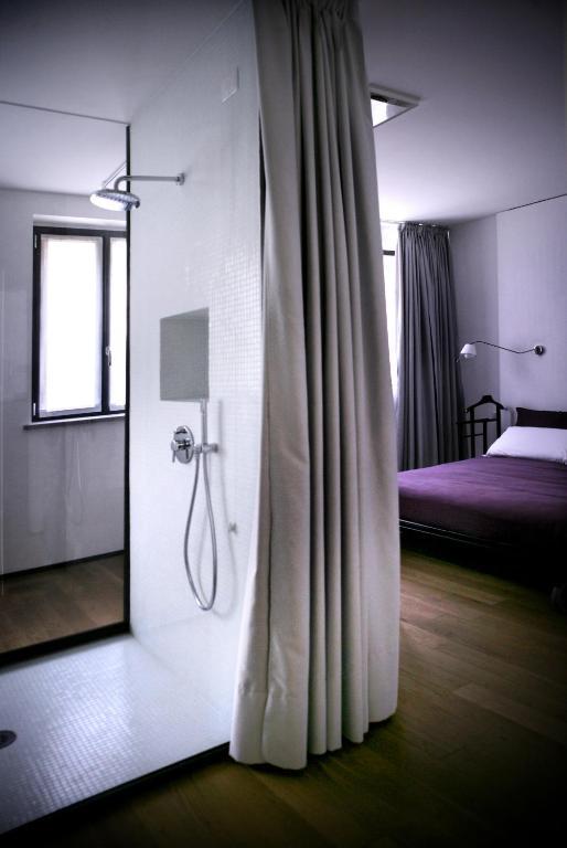 Mxp Rooms Guest House Cardano Al Campo Oda fotoğraf