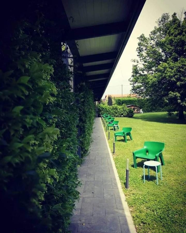 Mxp Rooms Guest House Cardano Al Campo Dış mekan fotoğraf