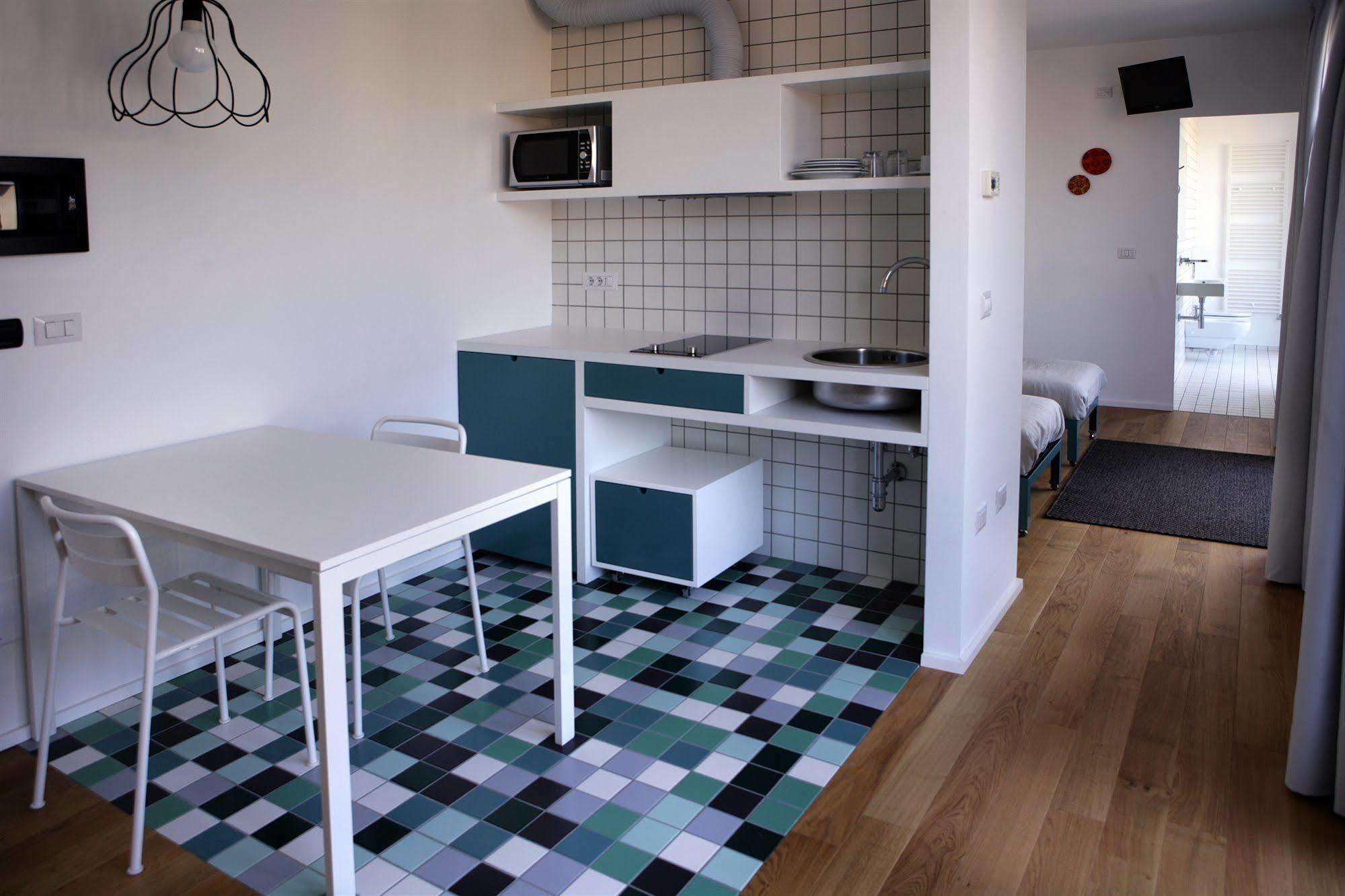 Mxp Rooms Guest House Cardano Al Campo Dış mekan fotoğraf