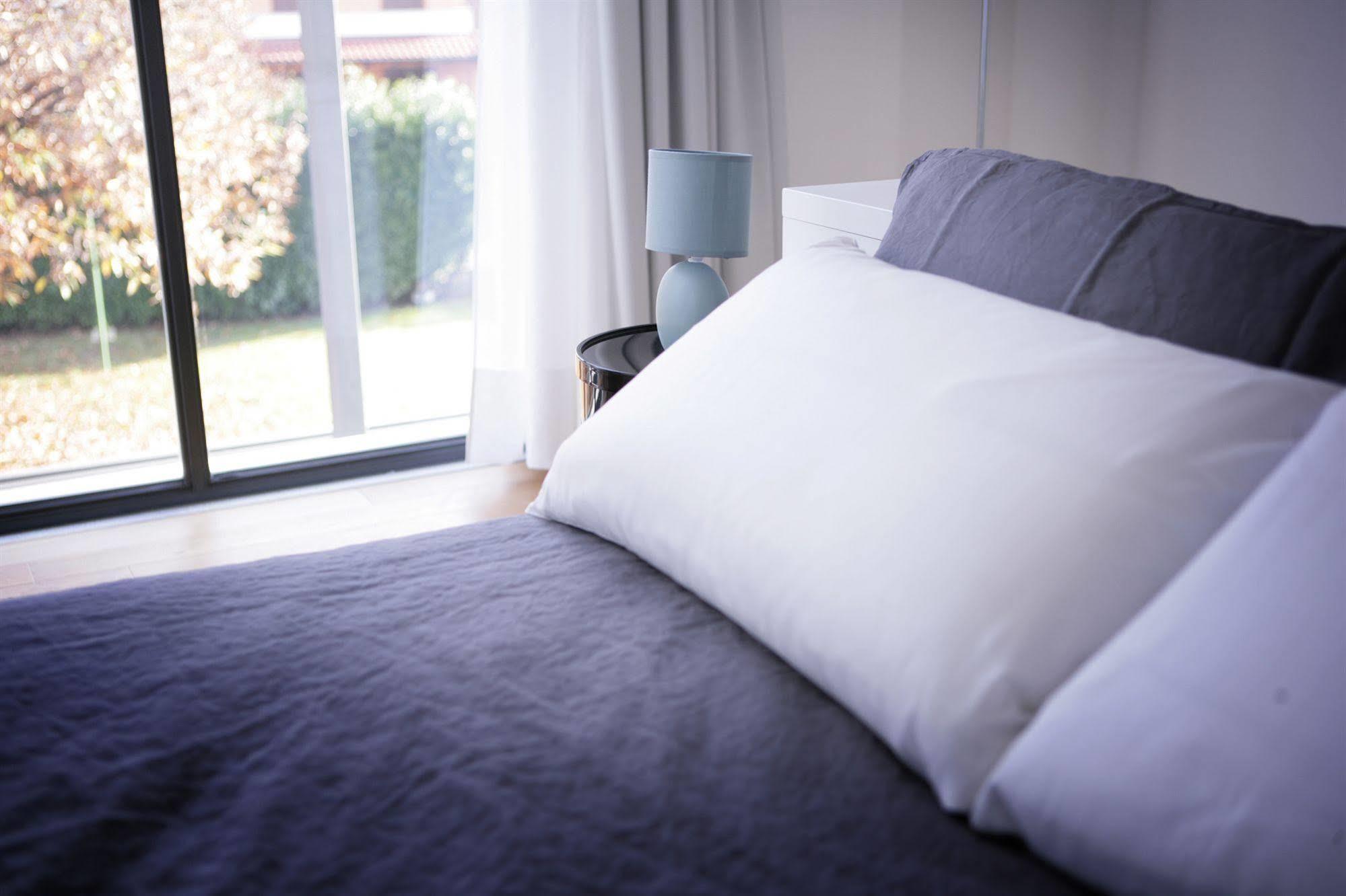 Mxp Rooms Guest House Cardano Al Campo Dış mekan fotoğraf