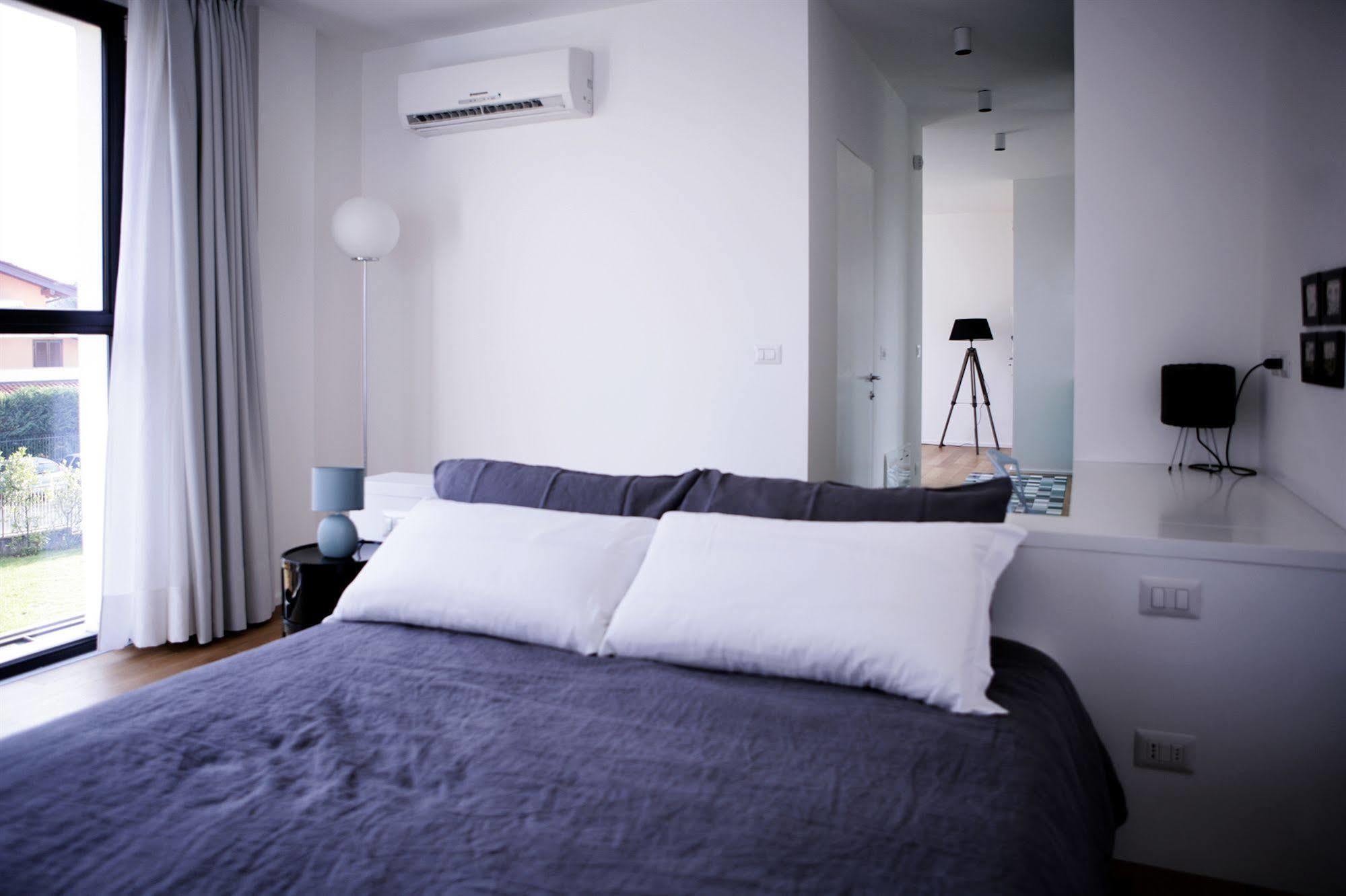 Mxp Rooms Guest House Cardano Al Campo Dış mekan fotoğraf